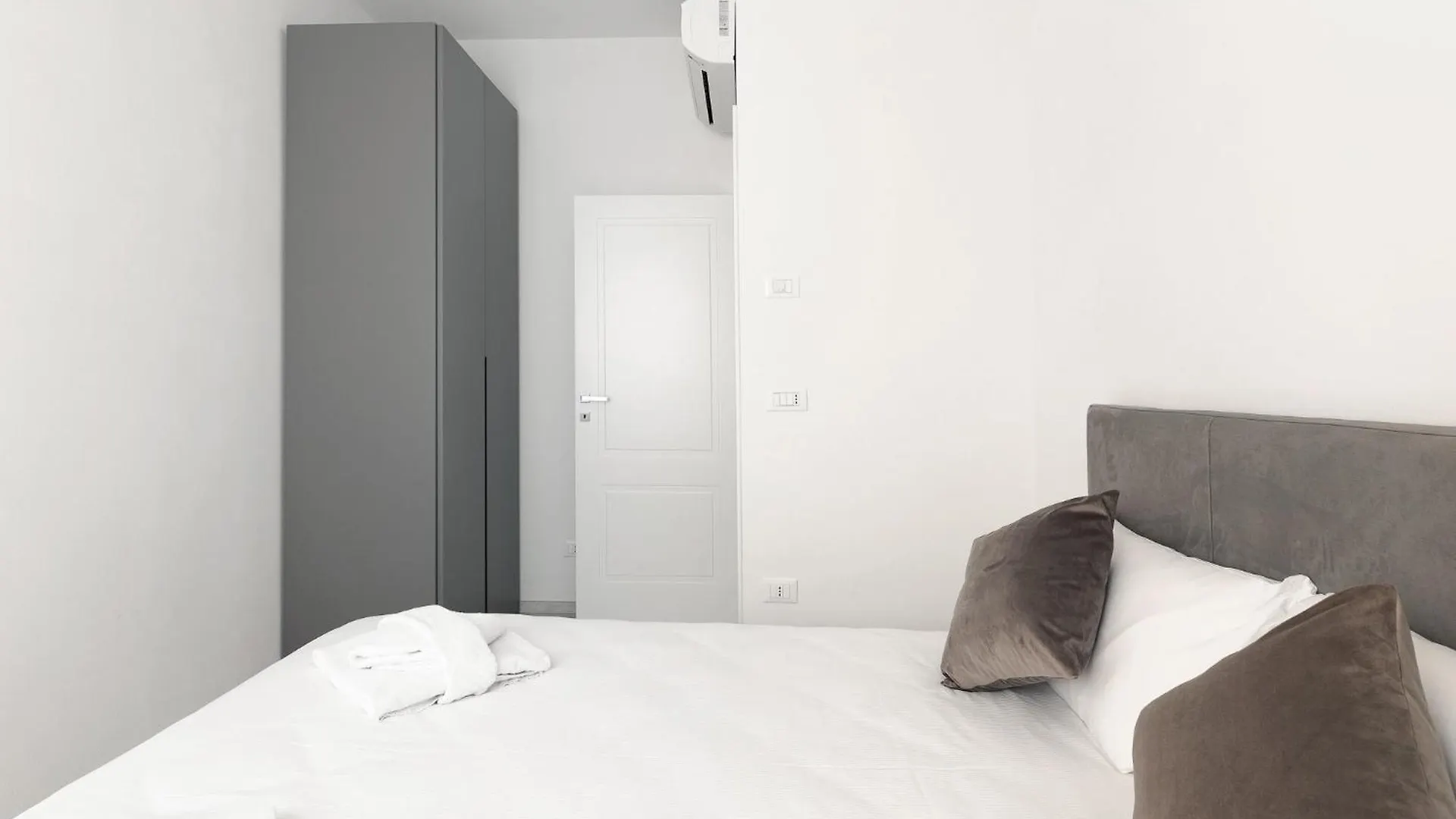 Apartment Le Dodici Porte - Porta Lame 5 By Bologna District Italy