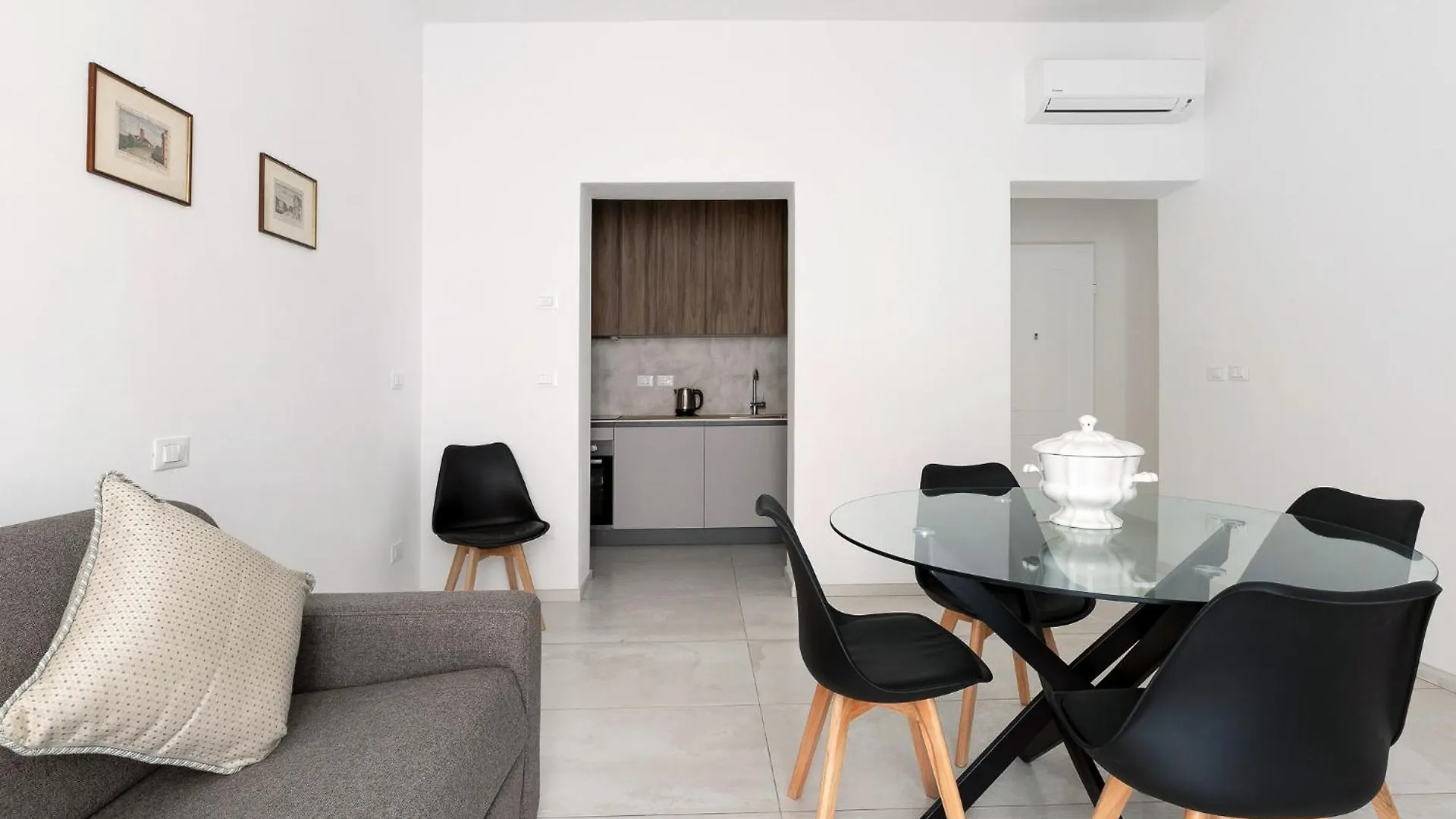 Apartment Le Dodici Porte - Porta Lame 5 By Bologna District Italy